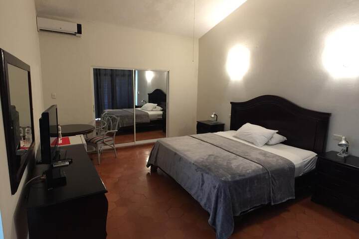 Room 15 of 50