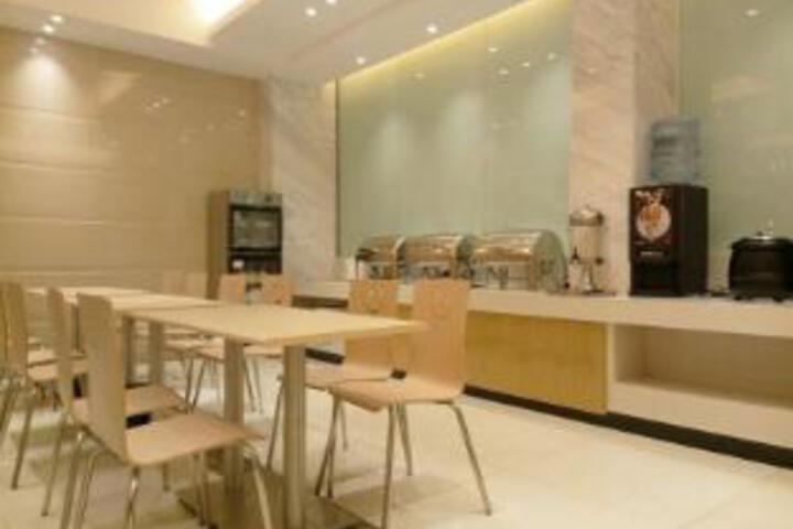 Lanwan Fashion Hotel
