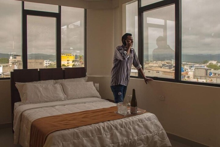 Room 13 of 31