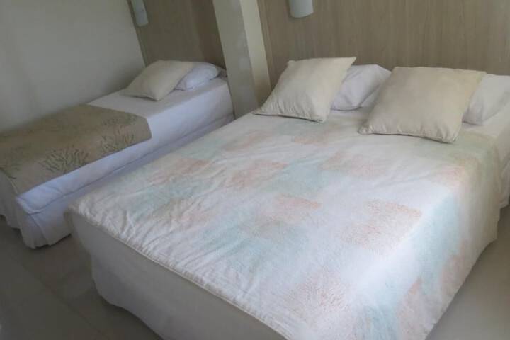 Room 14 of 48