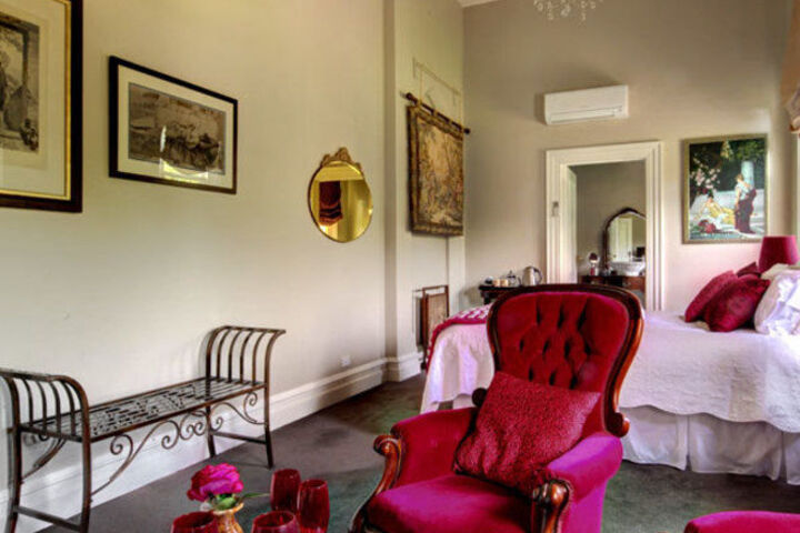 Room 10 of 47