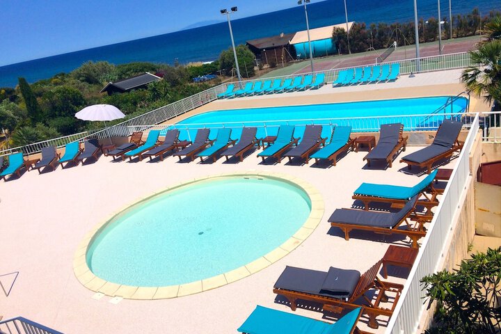 Hotel with Pool
