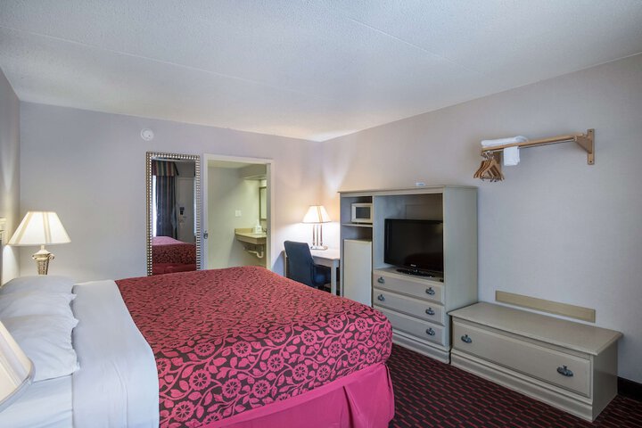 Room 20 of 46