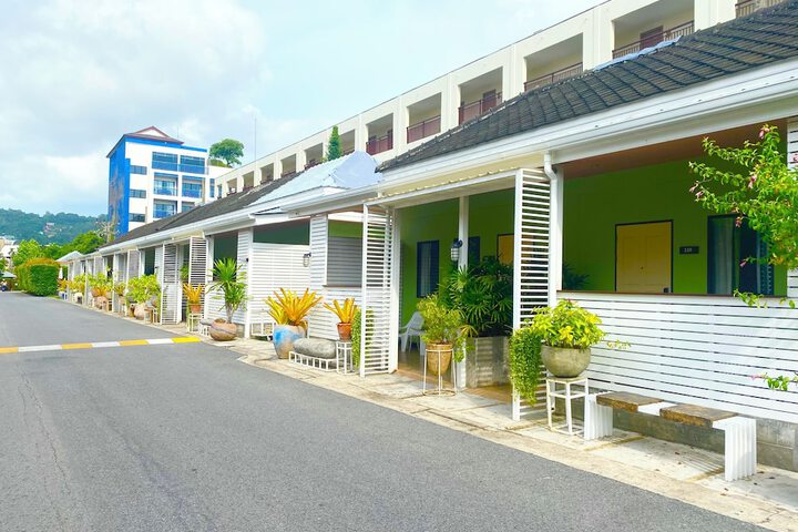 Hotel 56 of 58