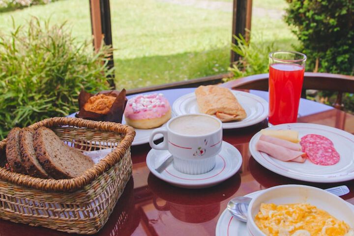 Breakfast/Coffee Service 12 of 14