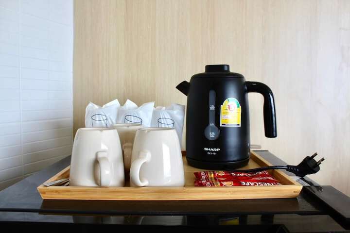 Breakfast/Coffee Service 20 of 44