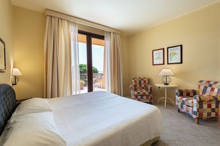 Room 14 of 78