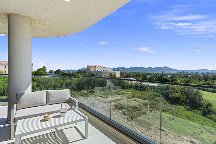 Terrace/Patio 711 of 1000