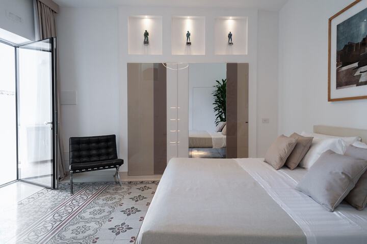 Room 4 of 45
