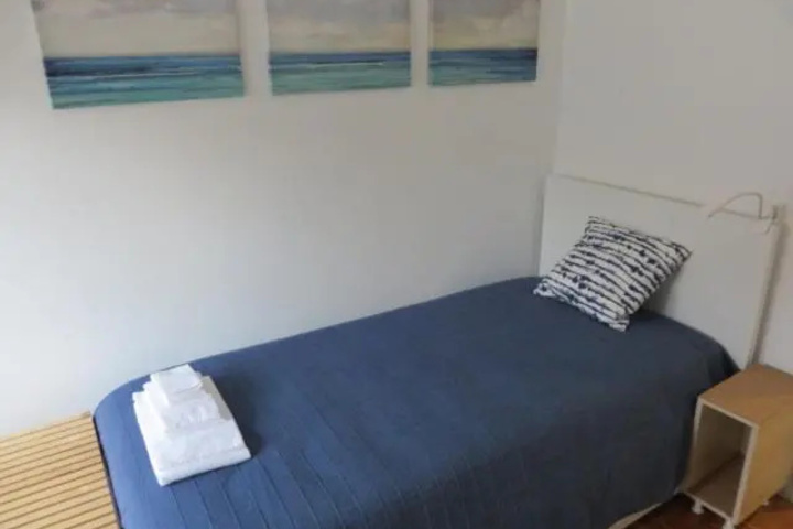 Room 6 of 14
