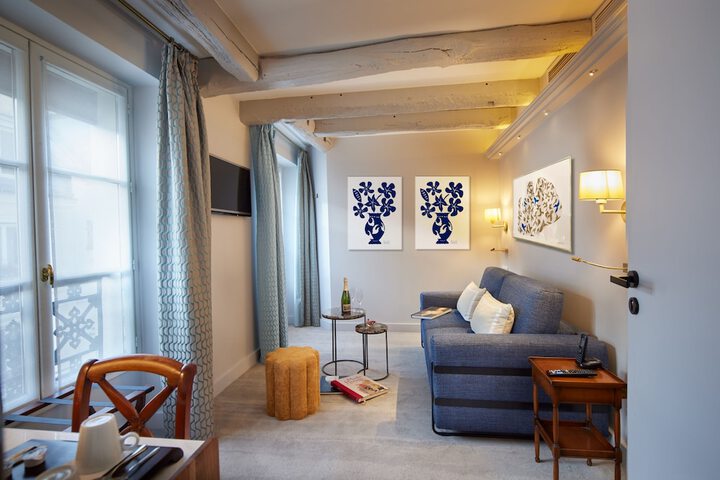 Room 48 of 87
