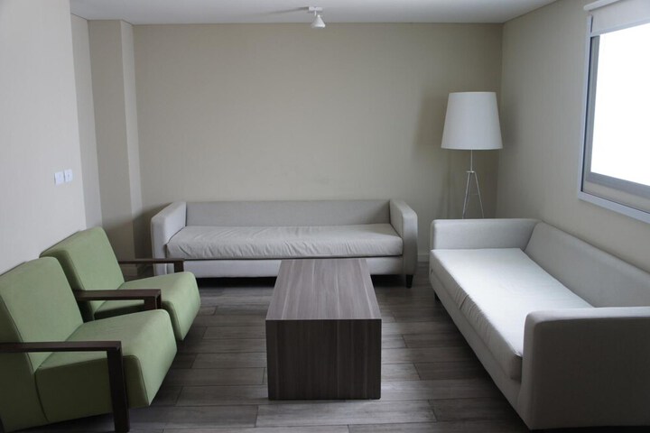 Room 30 of 48