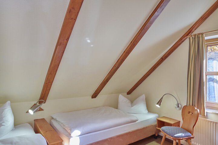 Room 7 of 46