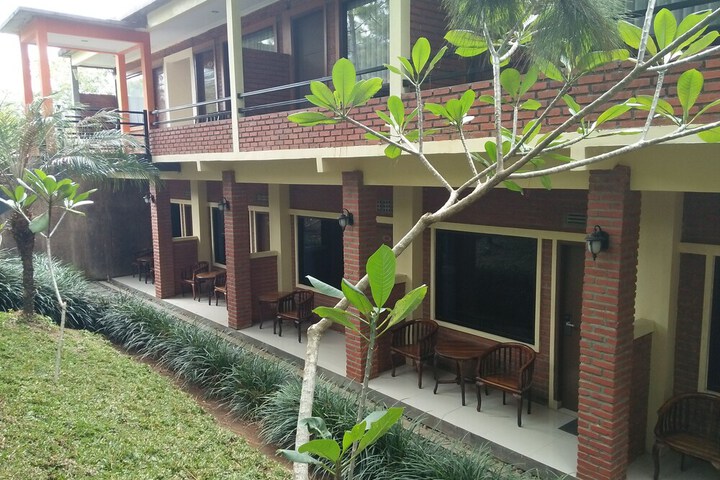 Hotel 178 of 184
