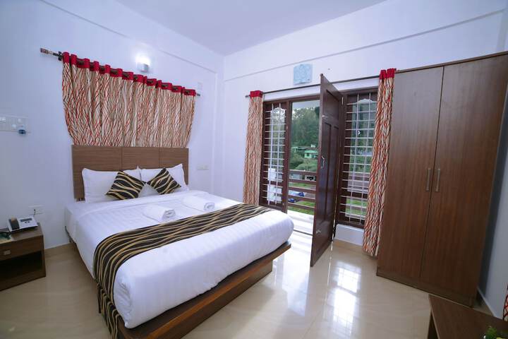 Room 8 of 35