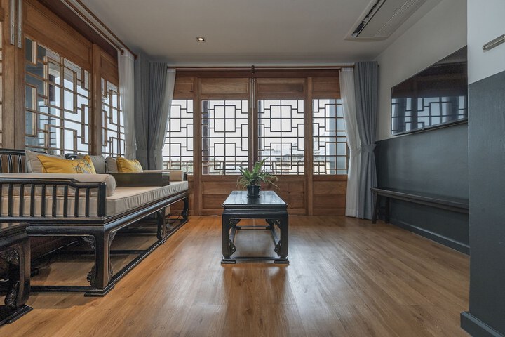 Room 15 of 17