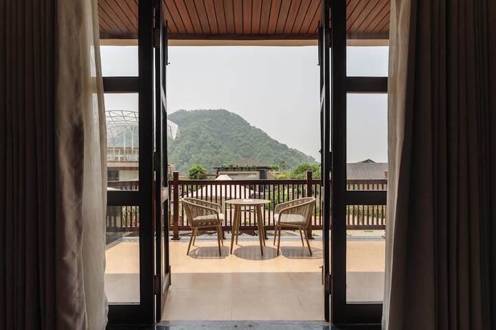 Terrace/Patio 103 of 104