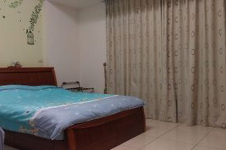 Room 3 of 14