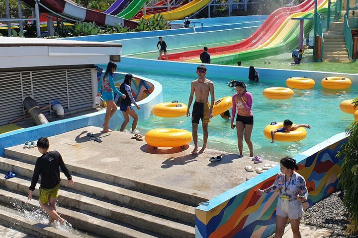 Pool 22 of 26