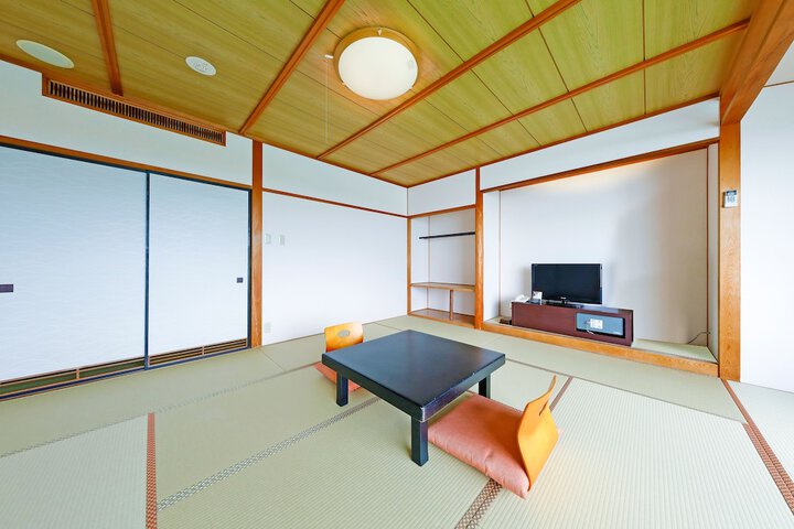 Room 6 of 41