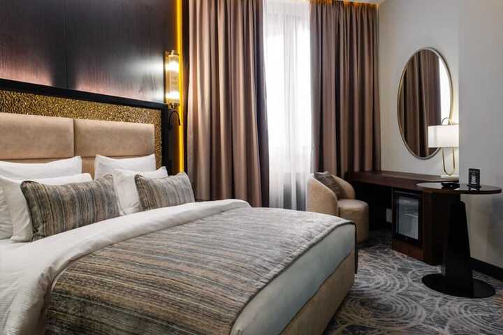 Room 45 of 155