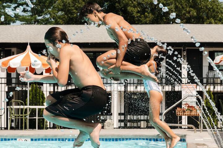 Pool 48 of 76