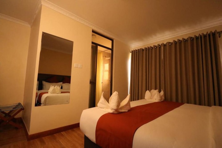 Room 14 of 38