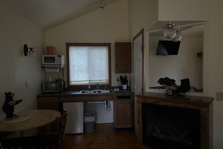 Room 47 of 83