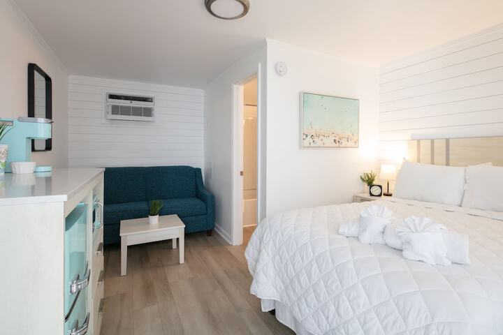 Room 5 of 24