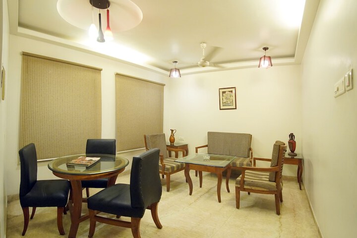 Hotel Interior 5 of 16