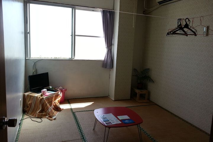 Room 11 of 72
