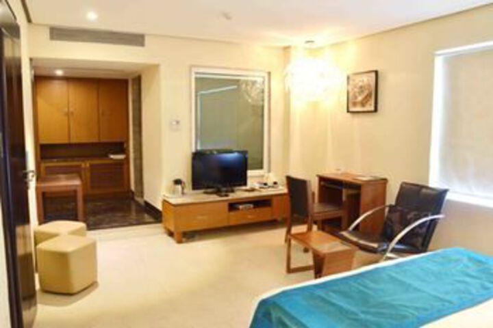 Room 17 of 21