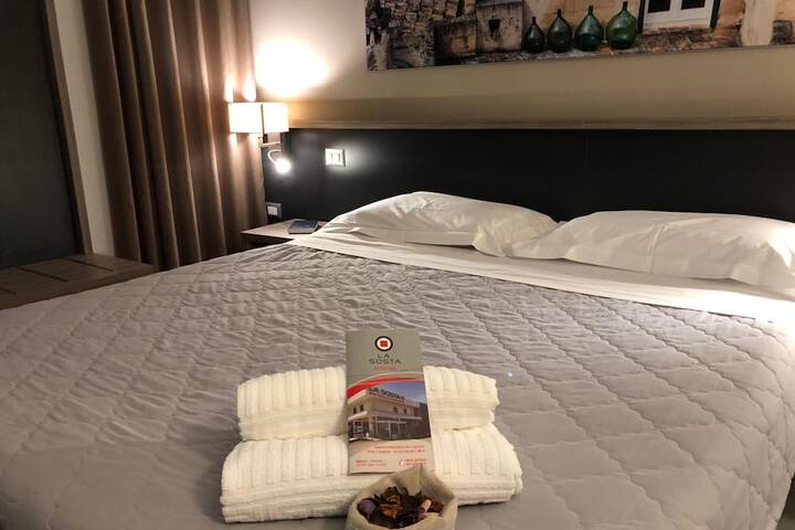Room 21 of 60