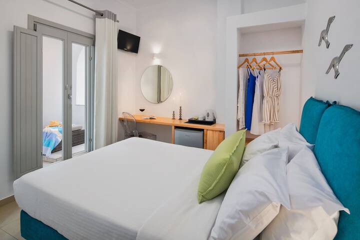 Room 8 of 44