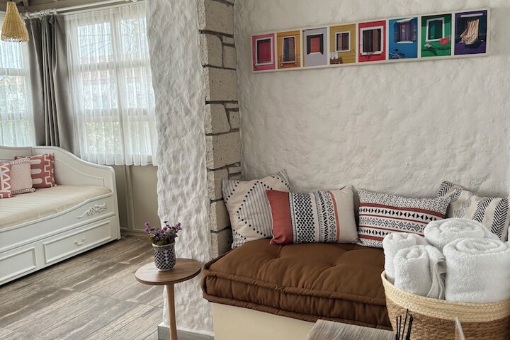 Room 15 of 124