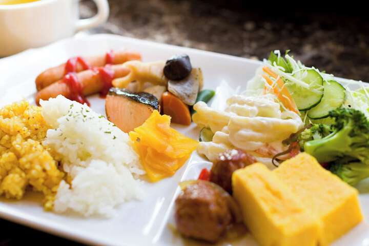 Breakfast/Coffee Service 40 of 54