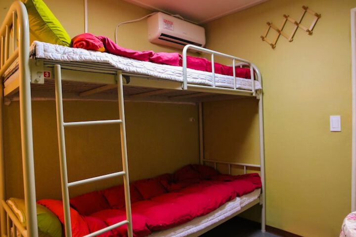 Room 16 of 53