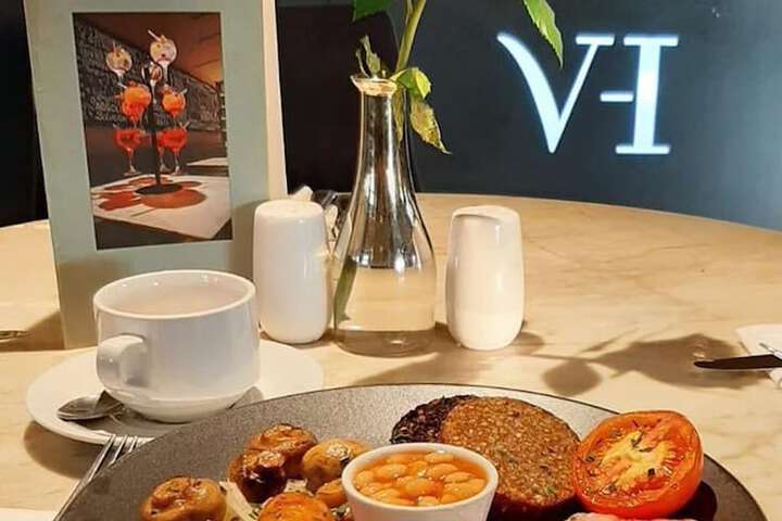 Breakfast/Coffee Service 22 of 35