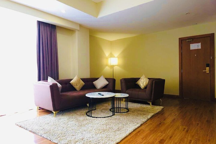Room 15 of 34