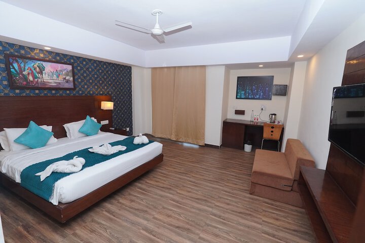 Room 15 of 46