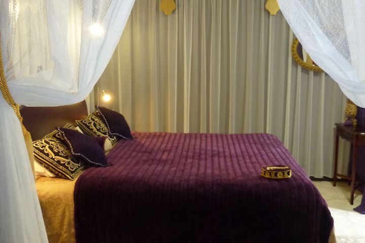 Room 5 of 91