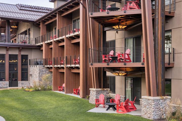 Hotel 68 of 68