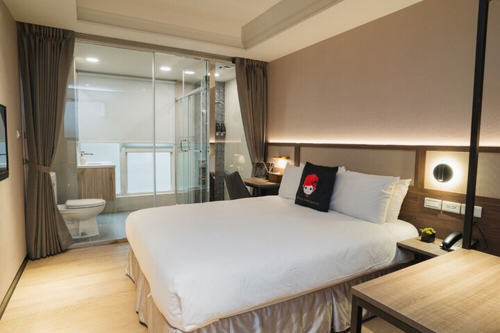 Room 17 of 70