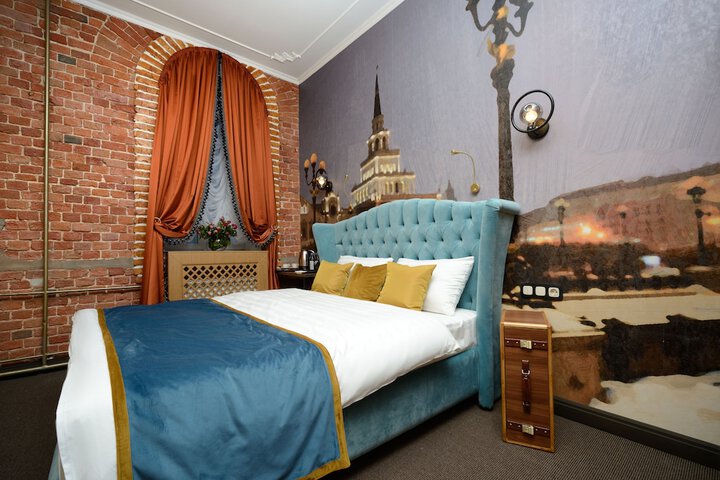 Room 46 of 83