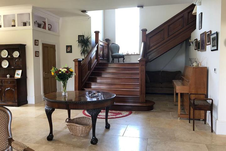 LILLIUM HOUSE
