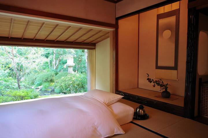 Room 19 of 78