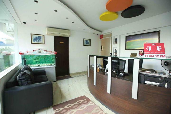 ZO ROOMS DOMLUR FLYOVER