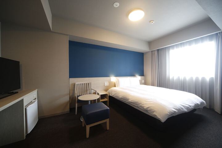 Room 6 of 46