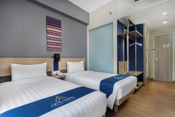Room 2 of 14