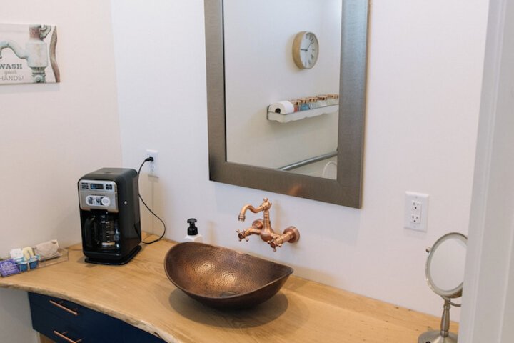 Room 16 of 17